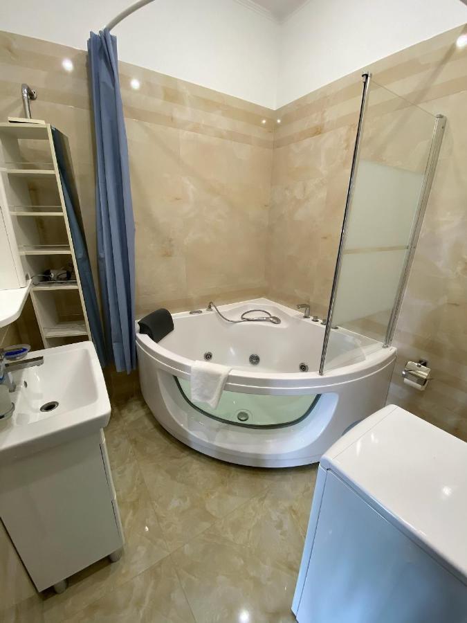 Welcome Apartments Center Kiev Esterno foto